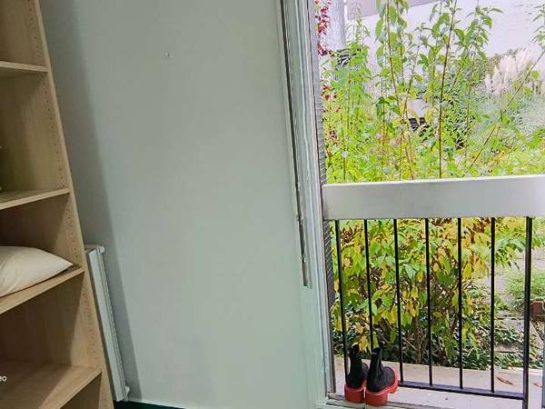 Colocation / Appartement 4 pièces de 77 m², Paris, Rue de la Procession / Photo 2