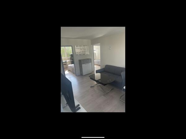 Colocation / Appartement 4 pièces de 65 m², Saint-Denis, Avenue Saint Rémy / Photo 2