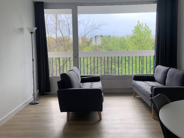 Location / Appartement 4 pièces de 74 m², Roubaix, Avenue Jean Jaurès / Photo 2