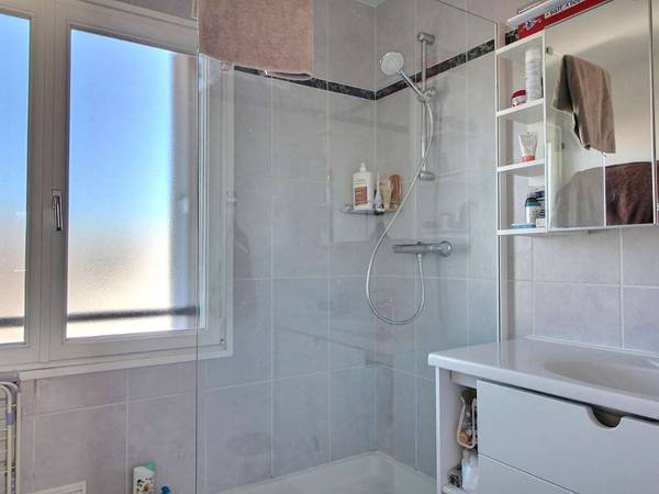 Flatsharing / 3-bedroom flat · 70 m², Châtillon, Rue de l'Epargne / Photo 5