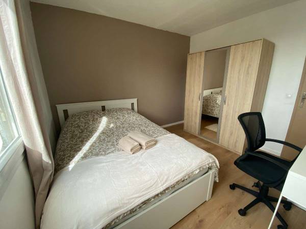 Colocation / Appartement 5 pièces de 98 m², Toulouse, Rue Joachim du Bellay / Photo 2