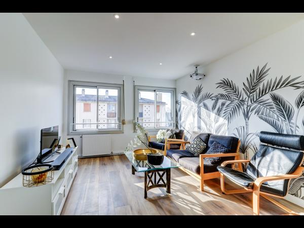 Colocation / Appartement 7 pièces de 84 m², Dijon, Rue de Bellevue / Photo 2