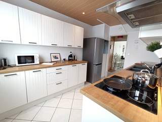 Room in a live-in landlord's home / 1 room apartment, Nantes