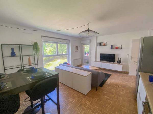 Colocation / Appartement 4 pièces de 68 m², Lyon, Avenue Leclerc / Photo 2