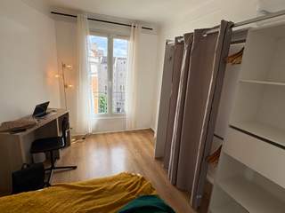 Colocation / Appartement 4 pièces de 89 m², Courbevoie, Rue Pierre Brossolette