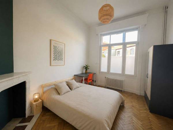 Colocation / Maison 7 pièces de 142 m², Valenciennes, Avenue du Maréchal Leclerc / Photo 2