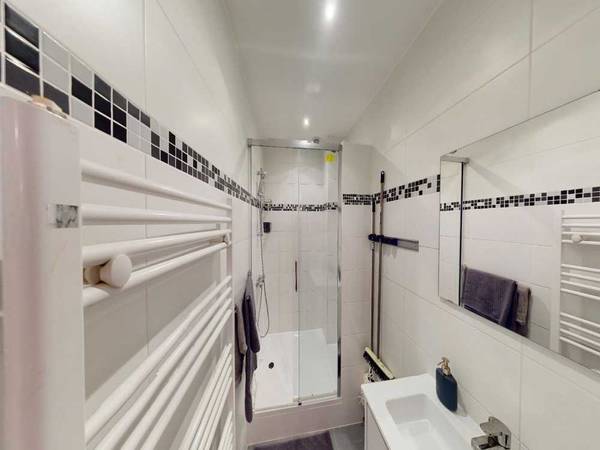 Colocation / Appartement 4 pièces de 80 m², Ivry-sur-Seine, Rue Maurice Grandcoing / Photo 10