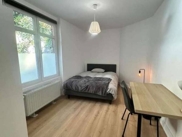 Colocation / Maison 8 pièces de 186 m², Liège, Rue Fond Pirette / Photo 7