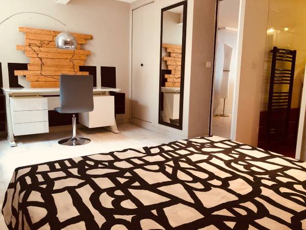Colocation / Appartement 2 pièces de 63 m², La Rochelle, Rue de la Chaîne / Photo 3