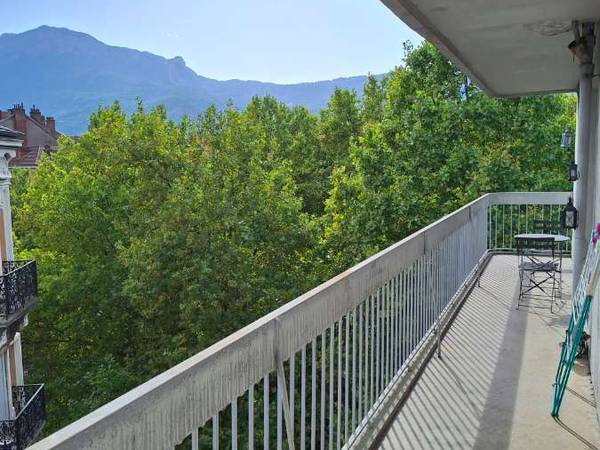 Colocation / Appartement 6 pièces de 149 m², Grenoble, Cours Jean Jaurès / Photo 2