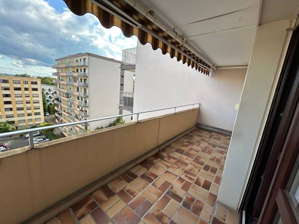 Colocation / Appartement 5 pièces de 100 m², Strasbourg, Rue de Soultz / Photo 5