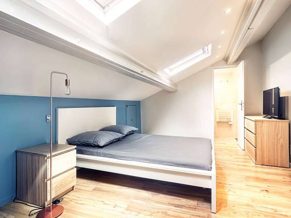 Colocation / Maison 9 pièces de 300 m², Montreuil / Photo 2