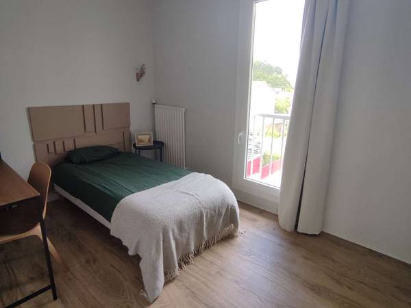 Colocation / Maison 7 pièces de 147 m², Isle, Rue Gustave Flaubert / Photo 2