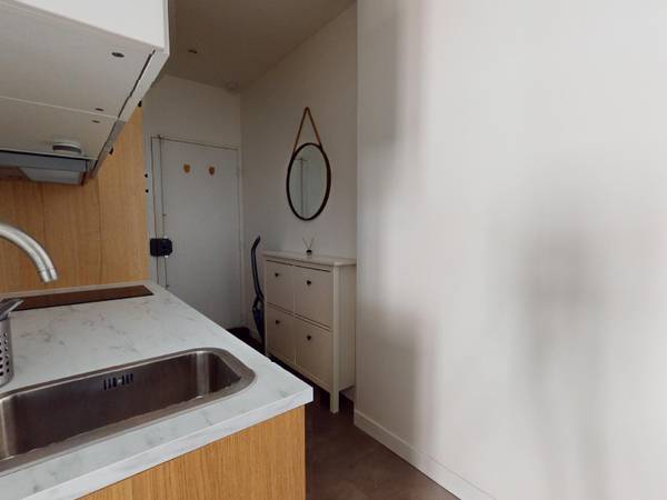 Location / Appartement 1 pièce de 22 m², Lyon, /8 Rue Saint-Eusèbe / Photo 2