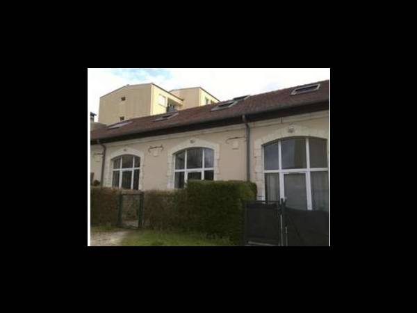 Colocation / Duplex 3 pièces de 70 m², Limoges, Rue François Perrin / Photo 2