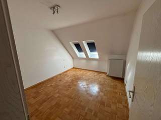 Colocation / 6 rooms apartment · 200 m², Luxembourg, Boulevard Baden-Powell
