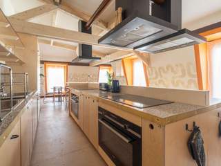 Coliving space / 10-bedroom house · 717 m², Paris, Rue de Lagny