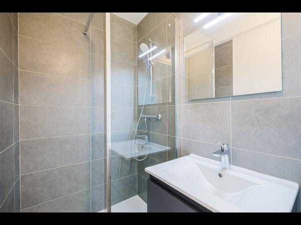 Colocation / Appartement 4 pièces de 58 m², Fontaine, Boulevard Joliot Curie / Photo 6