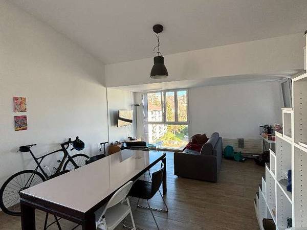 Colocation / Appartement 3 pièces de 72 m², Crissier, Rue des Alpes / Photo 2