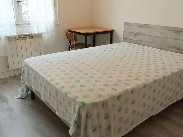 Colocation / Appartement 5 pièces de 70 m², Annecy, Rue du Canal (Annecy) / Photo 2