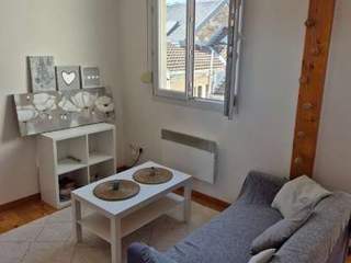 Colocation / Appartement 3 pièces de 40 m², Reims, Rue Gambetta
