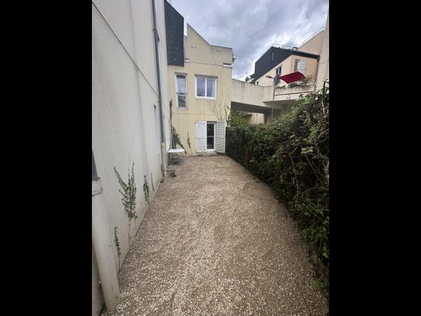 Colocation / Appartement 6 pièces de 93 m², Cergy, Rue du Ponceau / Photo 11