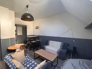 Colocation / Appartement 4 pièces de 157 m², Compiègne, Rue des Réservoirs