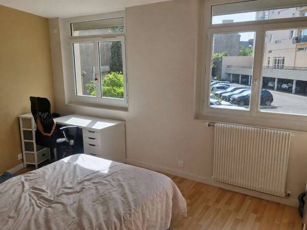 Colocation / Appartement 3 pièces de 65 m², Saint-Brieuc, Rue Cordière / Photo 2