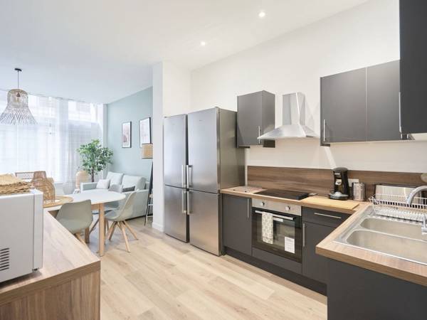 Colocation / Maison 8 pièces de 153 m², Lille, Rue Colbert / Photo 2