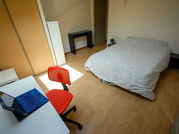Colocation / Appartement 7 pièces de 110 m², Asnières-sur-Seine / Photo 2