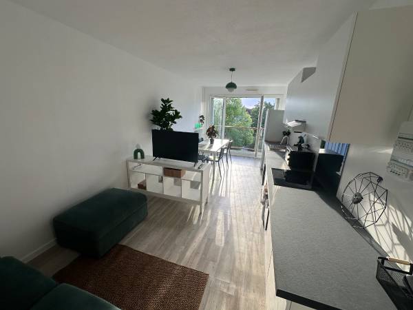 Colocation / Appartement 5 pièces de 80 m², Rennes, Allée de Malmoe / Photo 2