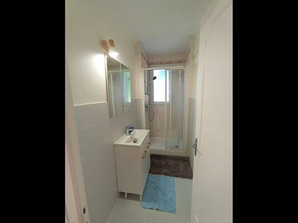 Colocation / Appartement 4 pièces de 65 m², Besançon, Rue de Fontaine-Écu / Photo 9