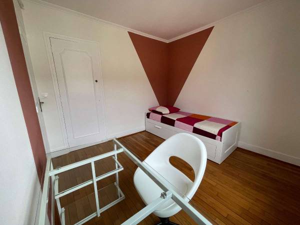 Colocation / Appartement 4 pièces de 65 m², Besançon, Rue de Fontaine-Écu / Photo 2