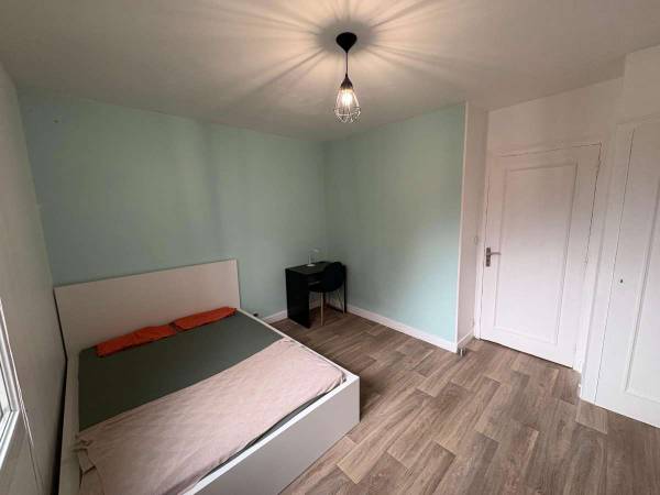 Colocation / Appartement 5 pièces de 92 m², Grenoble, Rue Saint François de Sales / Photo 10
