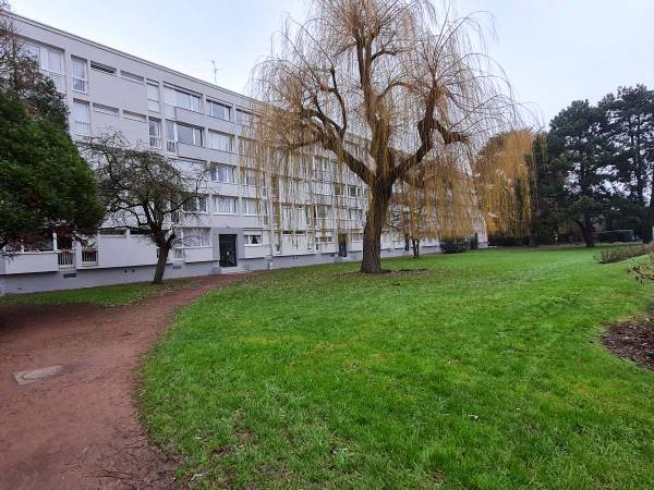 Colocation / Appartement 4 pièces de 70 m², Lambersart, Rue Auguste Bonte / Photo 2