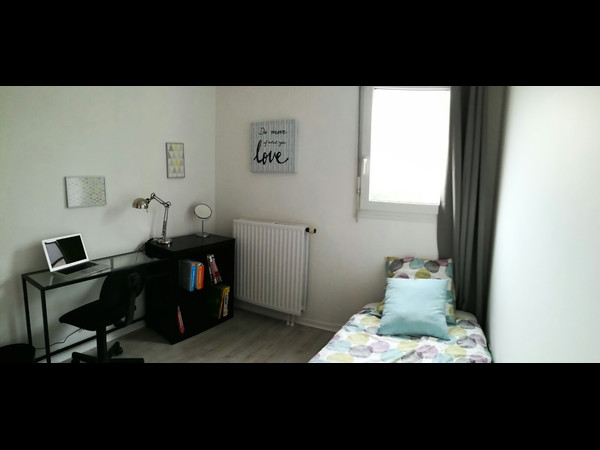 Colocation / Appartement 5 pièces de 80 m², Cergy, Rue Traversière / Photo 6