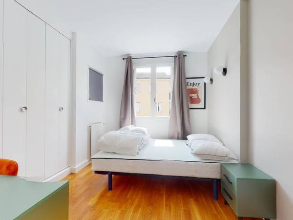 Colocation / Appartement 6 pièces de 98 m², Saint-Denis, 10 Rue des Boucheries / Photo 4