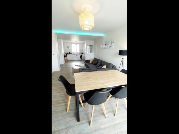 Colocation / Appartement 6 pièces de 105 m², Tours, Rue Toulouse Lautrec / Photo 2