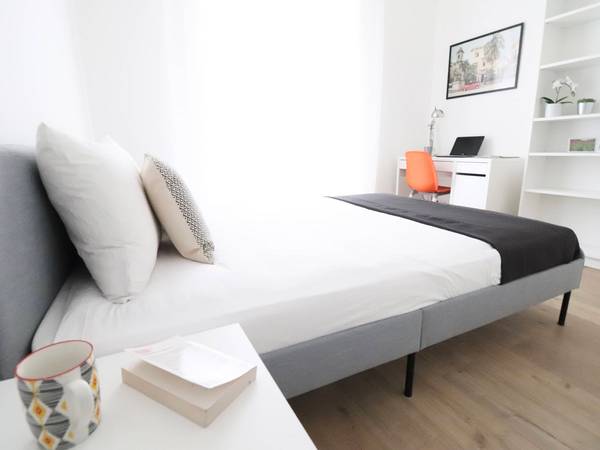 Colocation / Appartement 5 pièces de 72 m², Nice, Boulevard Risso / Photo 2