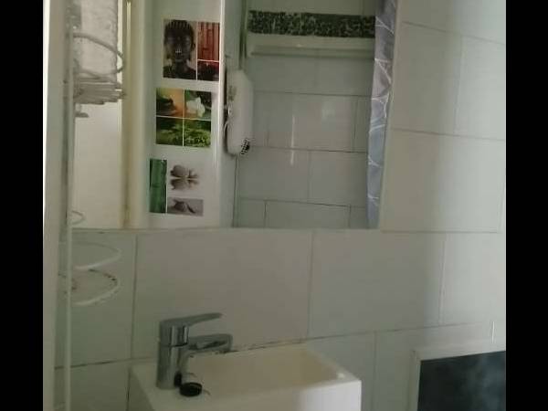 Sous-location / Studio de 14 m², Paris, Avenue de la République / Photo 6