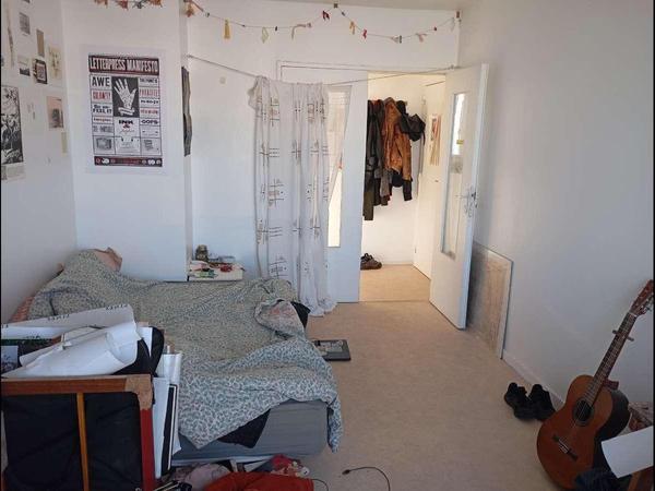 Sous-location / Appartement 4 pièces de 45 m², Paris, Rue Brillat-Savarin / Photo 2