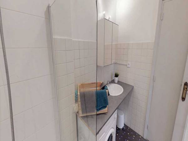 Colocation / Appartement 3 pièces de 70 m², Lyon, Rue de Servient / Photo 11