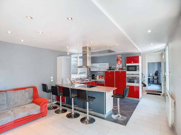 Colocation / Maison 7 pièces de 150 m², Melun, Route de Nangis / Photo 7