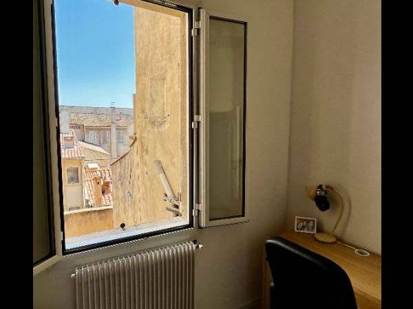 Colocation / Appartement 3 pièces de 35 m², Aix-en-Provence, Rue Espariat / Photo 4