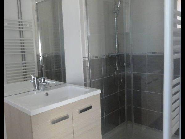Location / Maison 3 pièces de 38 m², Le Creusot, Rue des Soches / Photo 2