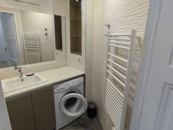 Colocation / Appartement 3 pièces de 58 m², Paris, Rue le Marois / Photo 2