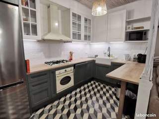 Colocation / Appartement 4 pièces de 78 m², Antibes, Rue Honoré Ferrare