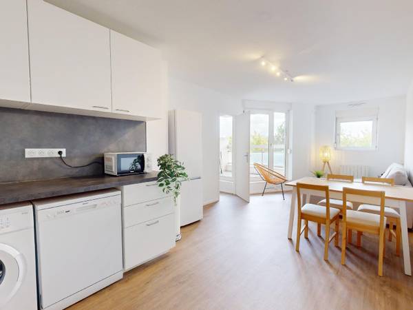 Colocation / Appartement 5 pièces de 80 m², Lyon, Avenue du 25e Régiment de Tirailleurs Sénégalais / Photo 16