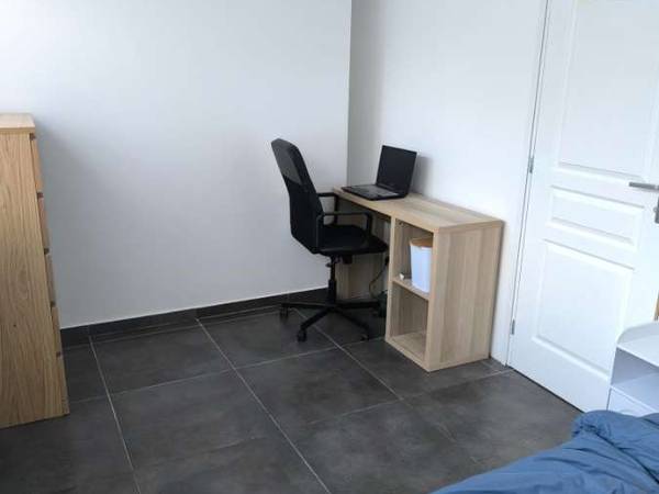 Colocation / Appartement 4 pièces de 70 m², Marseille, Boulevard Rougier / Photo 6