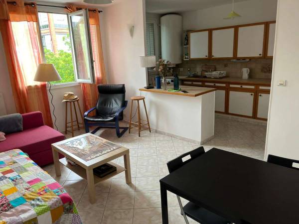 Colocation / Appartement 4 pièces de 70 m², Ivry-sur-Seine, Rue Raspail / Photo 2